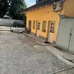Beerpartment With Parking